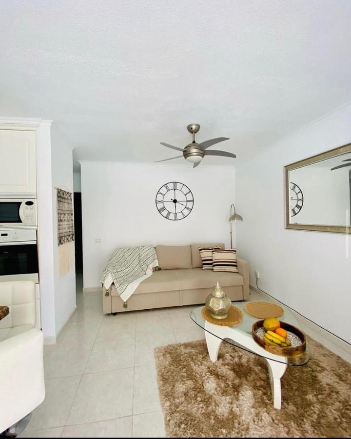 Hibisco apartments Puerto de Santiago  Esterno foto